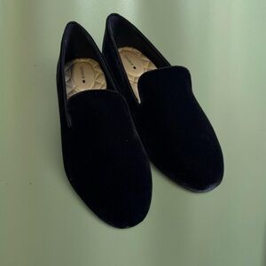 Birdies "The Starling" Black Velvet loafers.